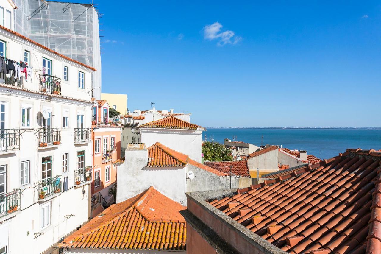 Cosy Alfama Hideout - With Rooftop Terrace Lissabon Exterior foto